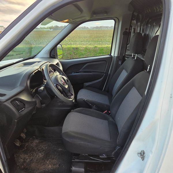 Fiat Doblo met imperiaal & trekhaak Fiat Doblo met imperiaal & trekhaak